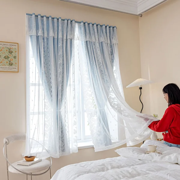 rideau voilage bleu moderne