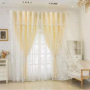 rideau jaune translucide