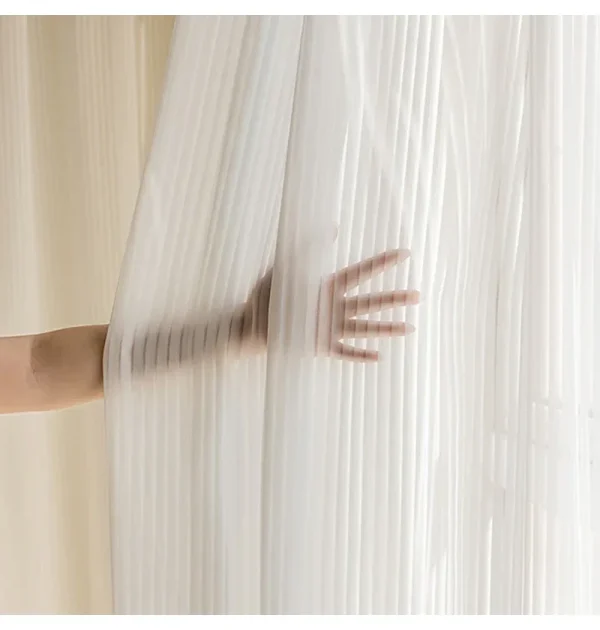 rideau blanc à rayures élégant